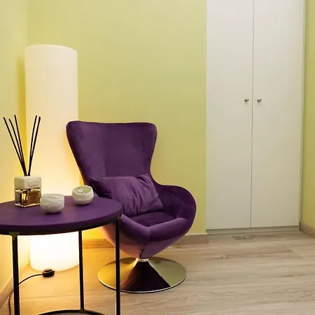 Central Pop Art: Space And Luxury דירה